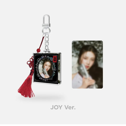 RED VELVET - CHILL KILL - SOLID PHOTO KEYRING